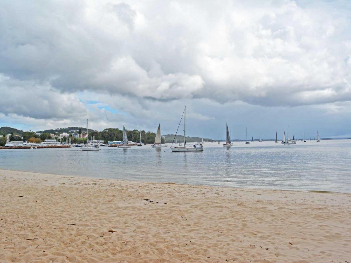Sailfish, 3,46 Magnus Street - Unit With Stunning Water Views And Close To Town Nelson Bay Exterior photo